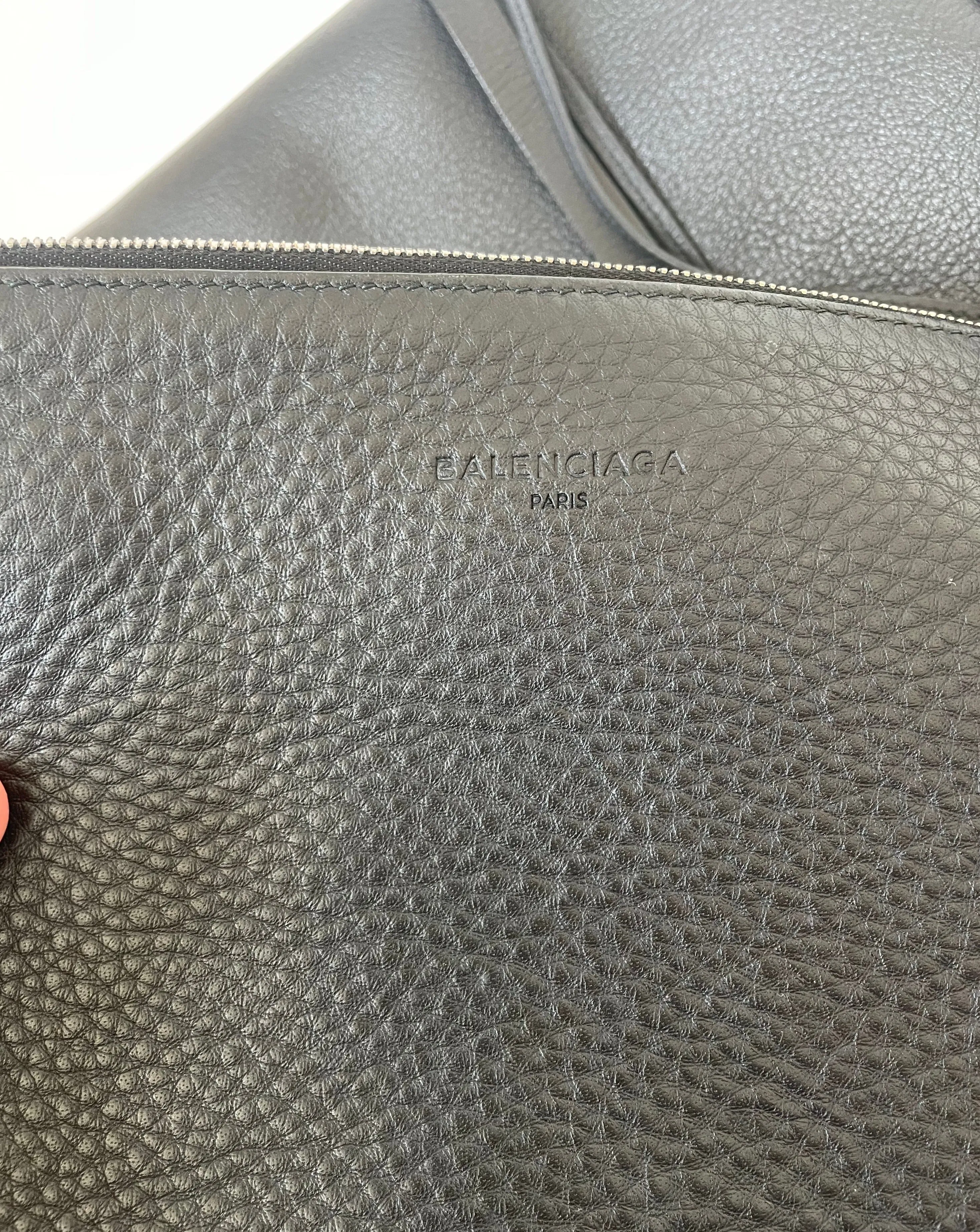 BALENCIAGA | EVERYDAY SMALL TOTE | BLACK