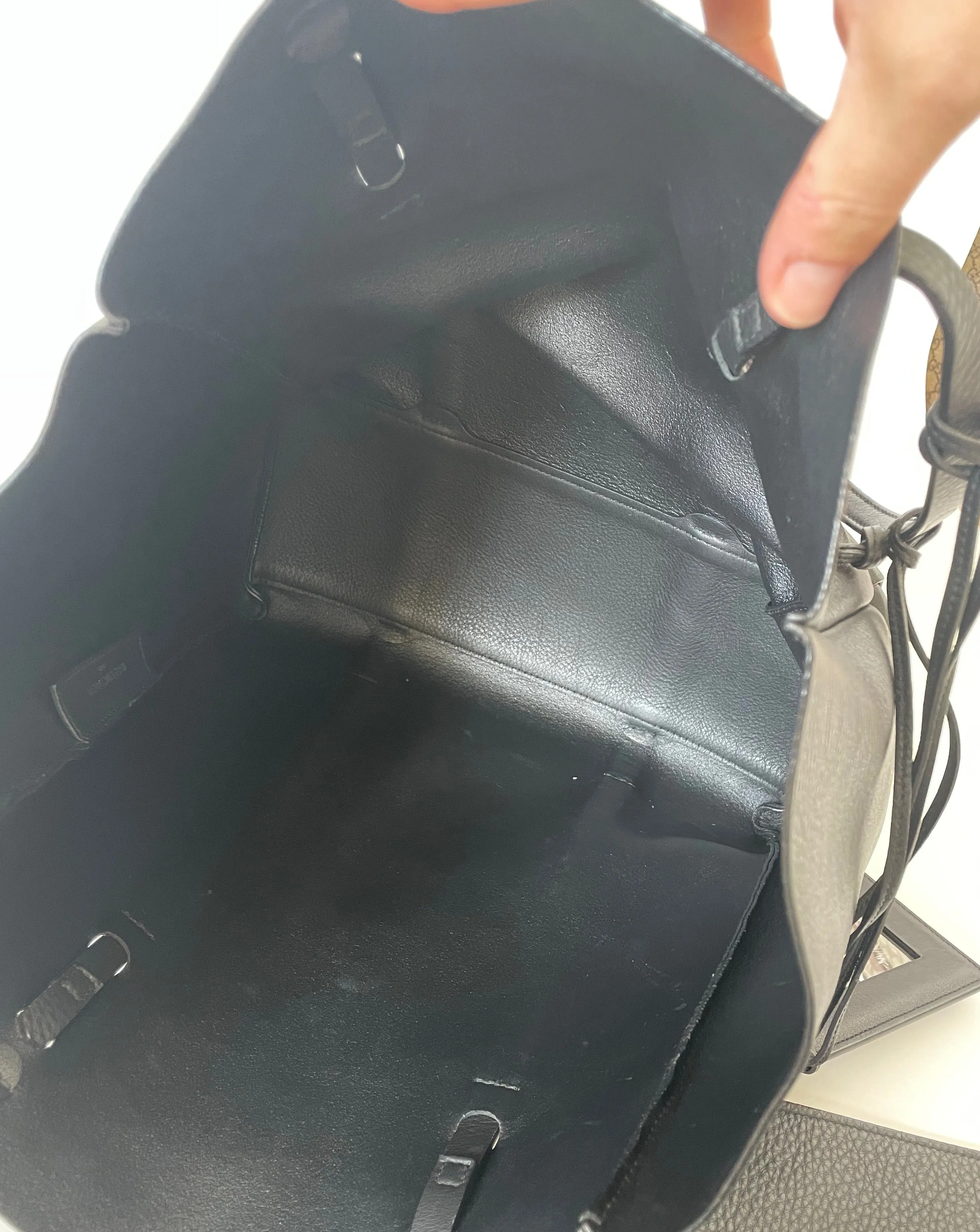 BALENCIAGA | EVERYDAY SMALL TOTE | BLACK