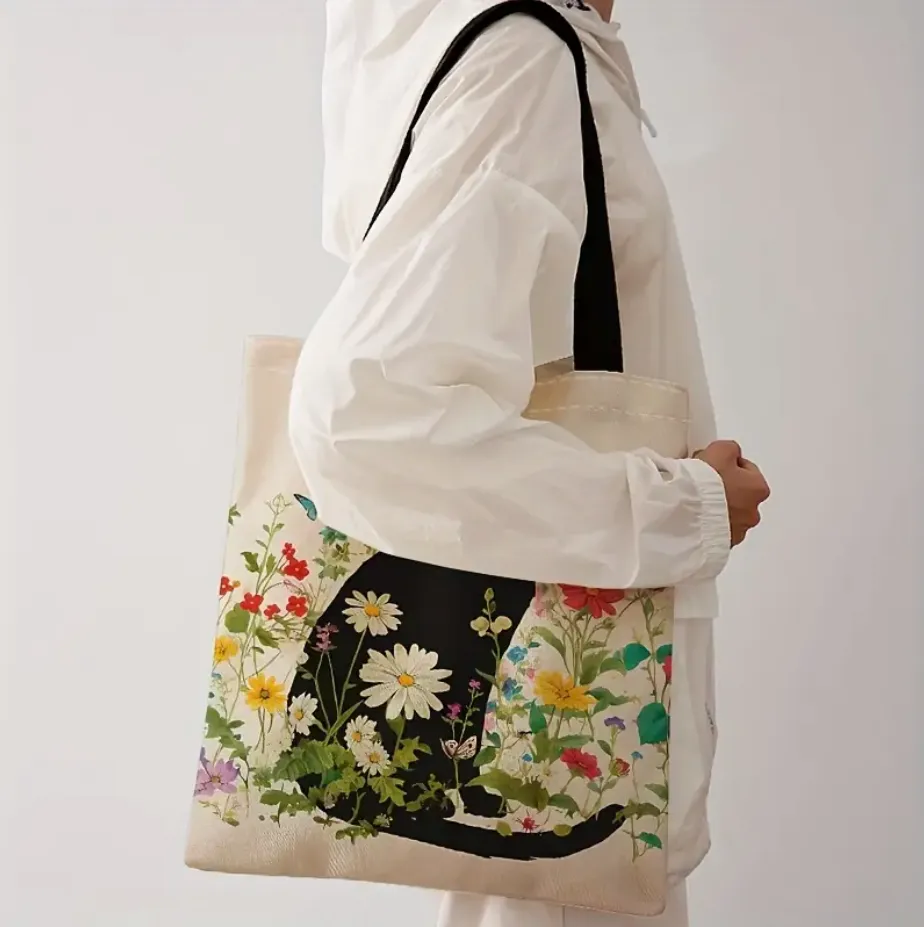Black Cat Tote Bag