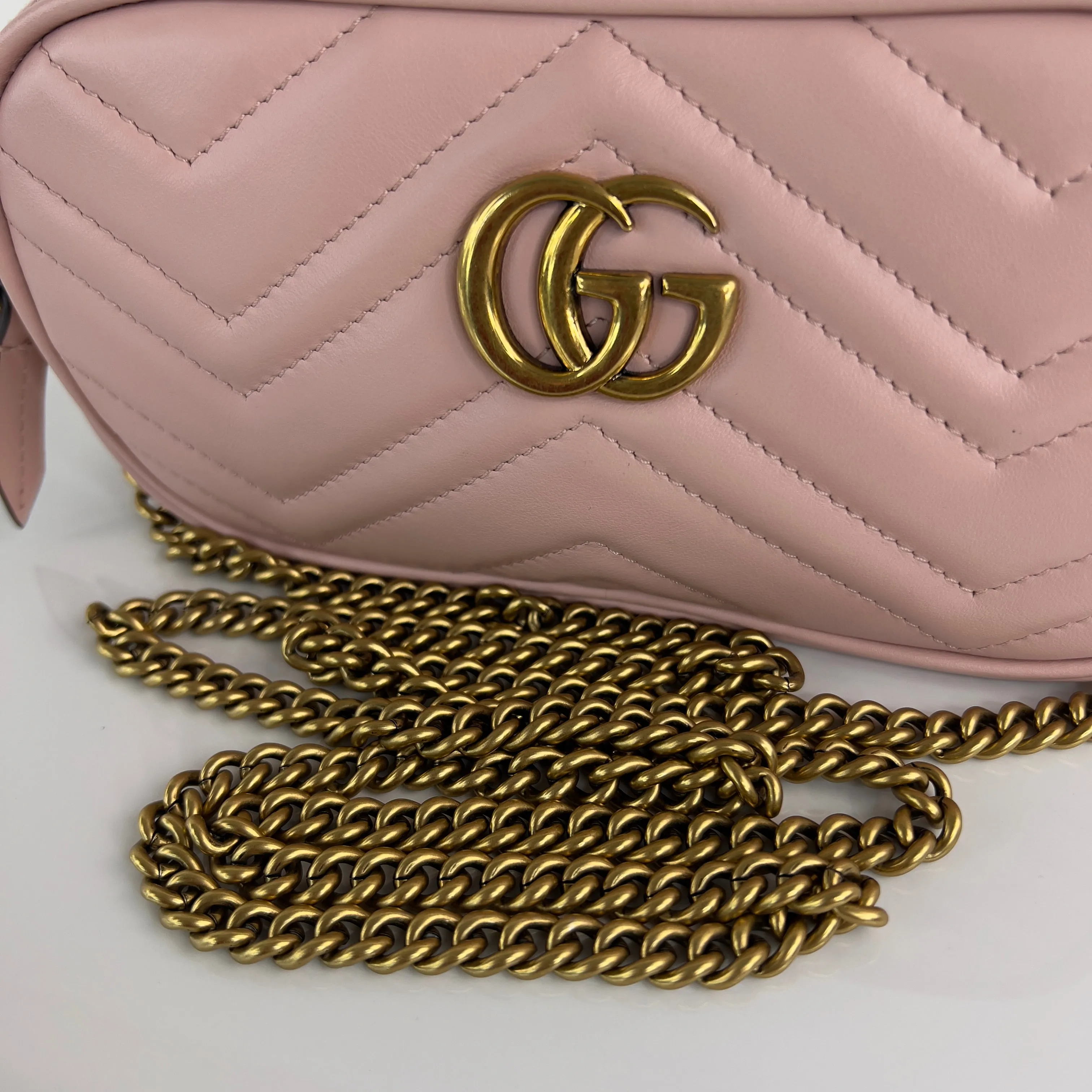 GG Marmont Crossbody Bag
