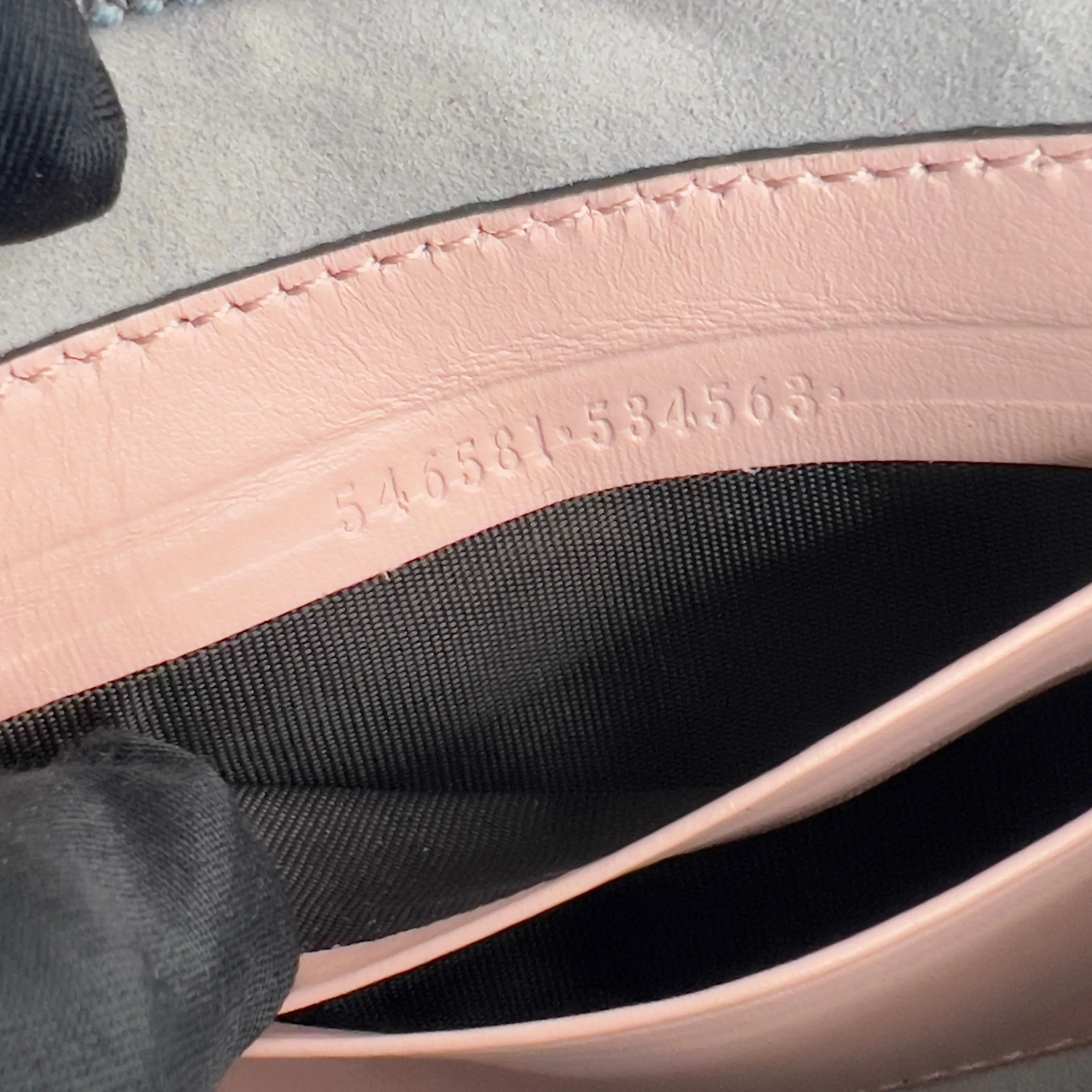 GG Marmont Crossbody Bag