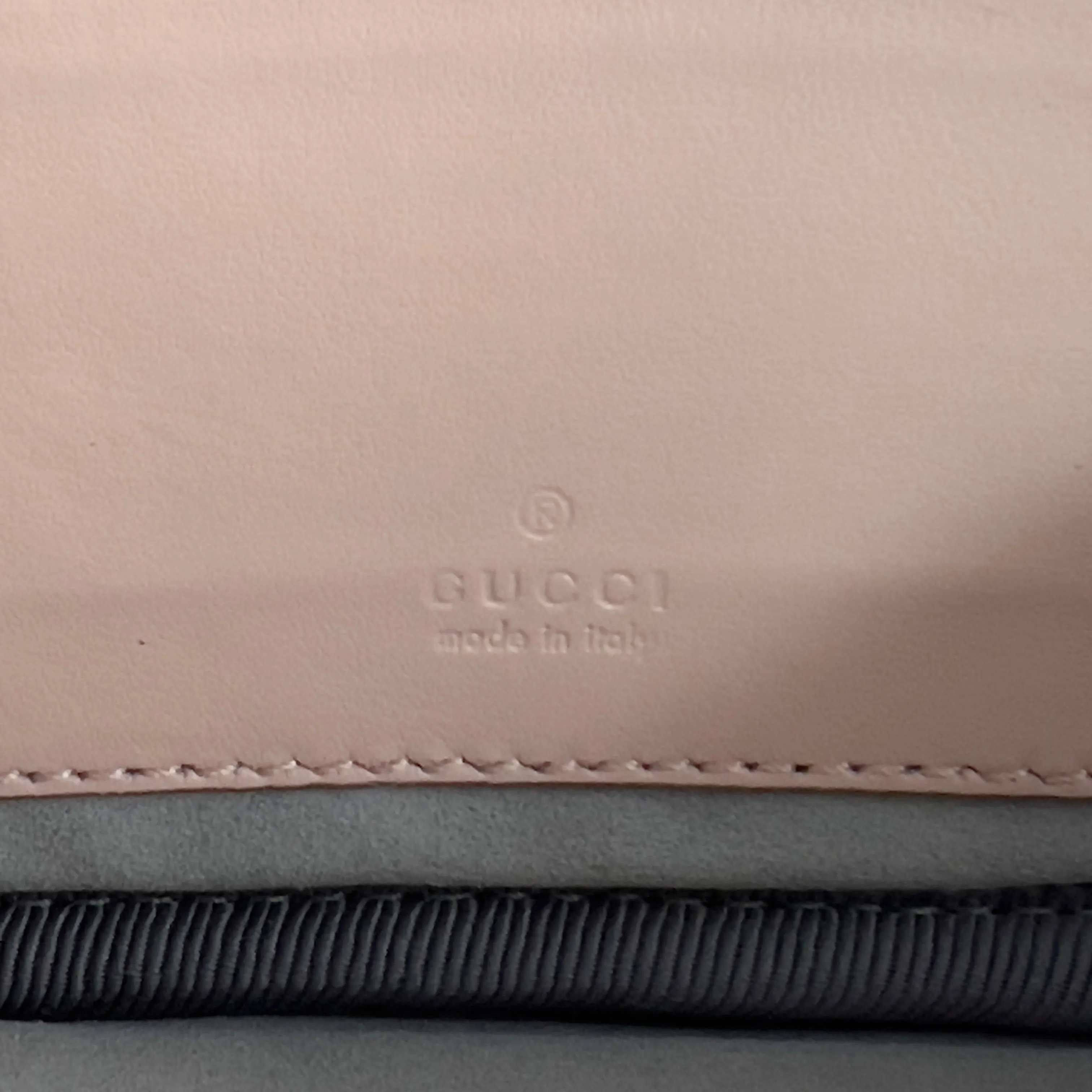 GG Marmont Crossbody Bag