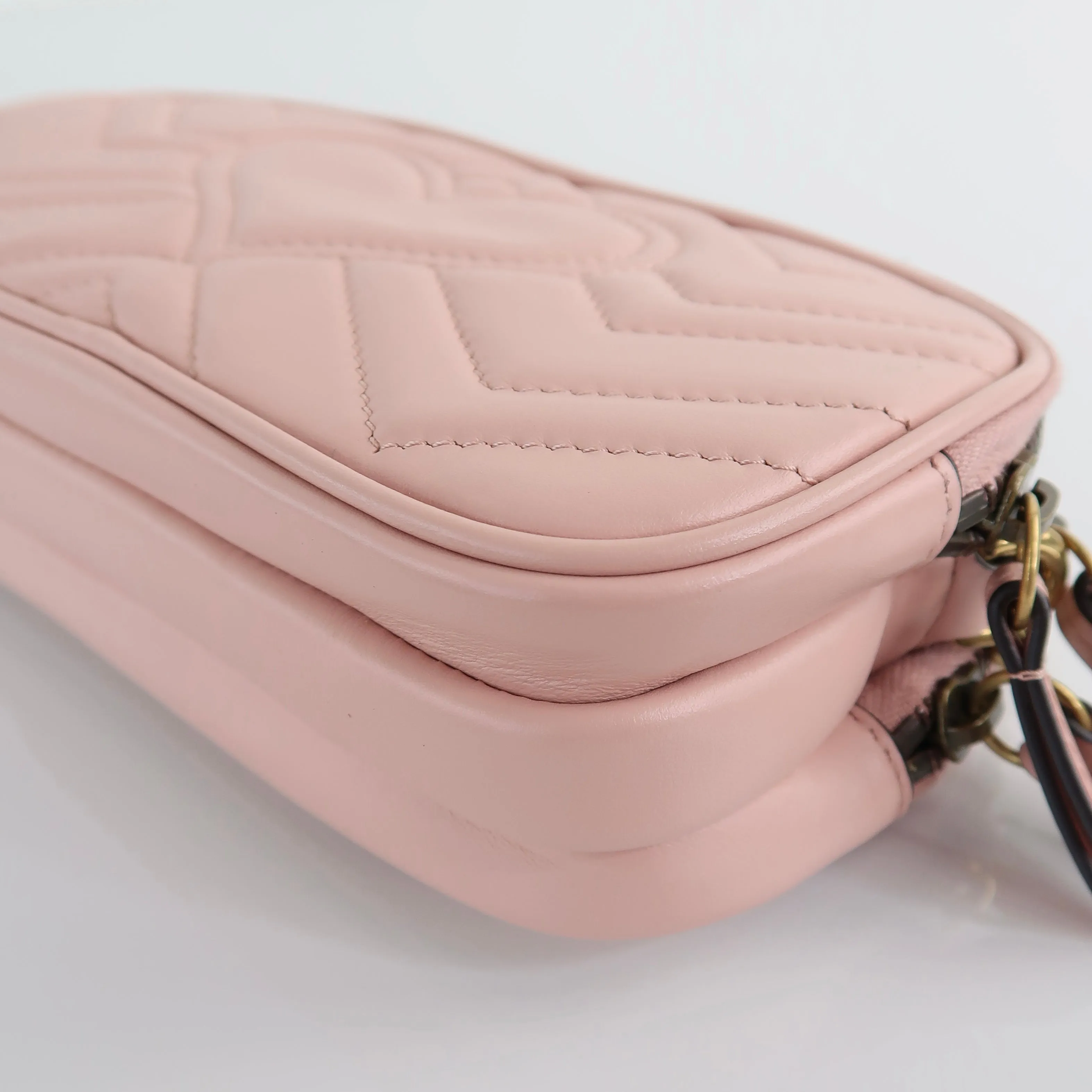 GG Marmont Crossbody Bag