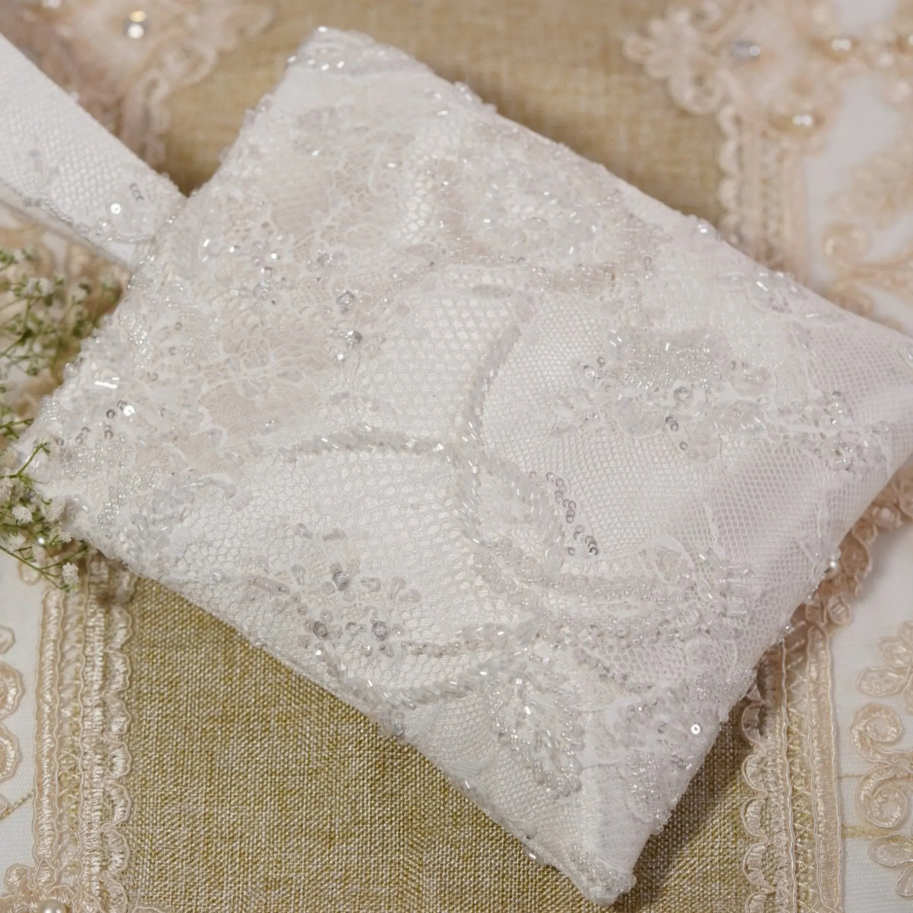 Heirloom White