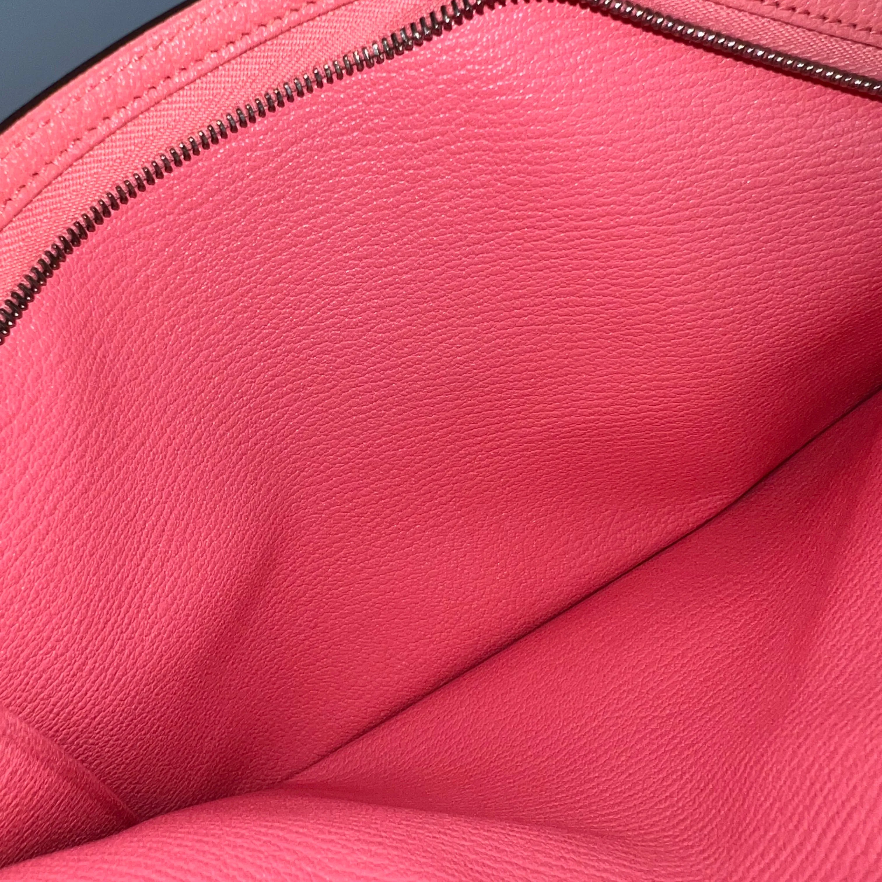 Kelly Pocket To Go