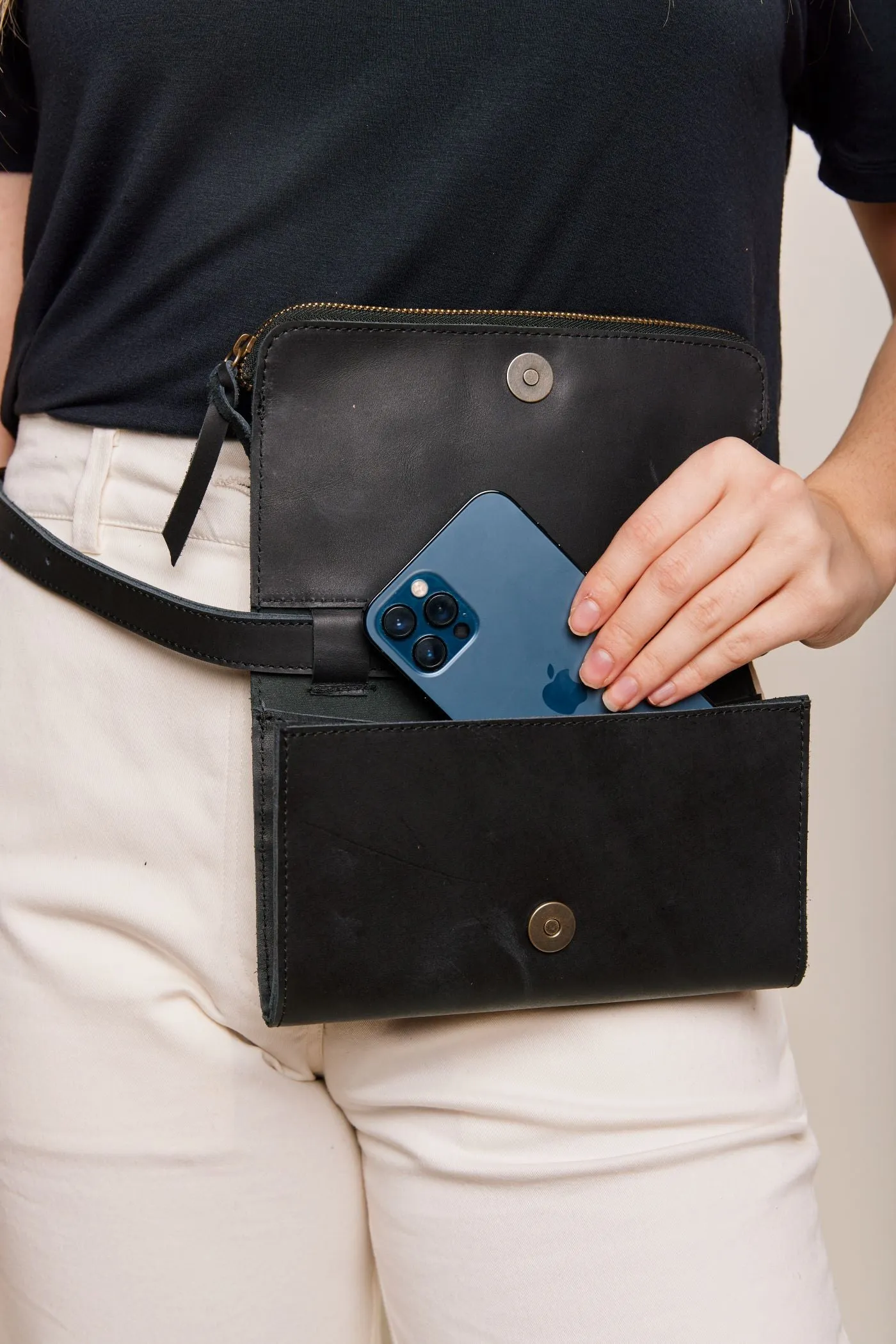 Monique Crossbody