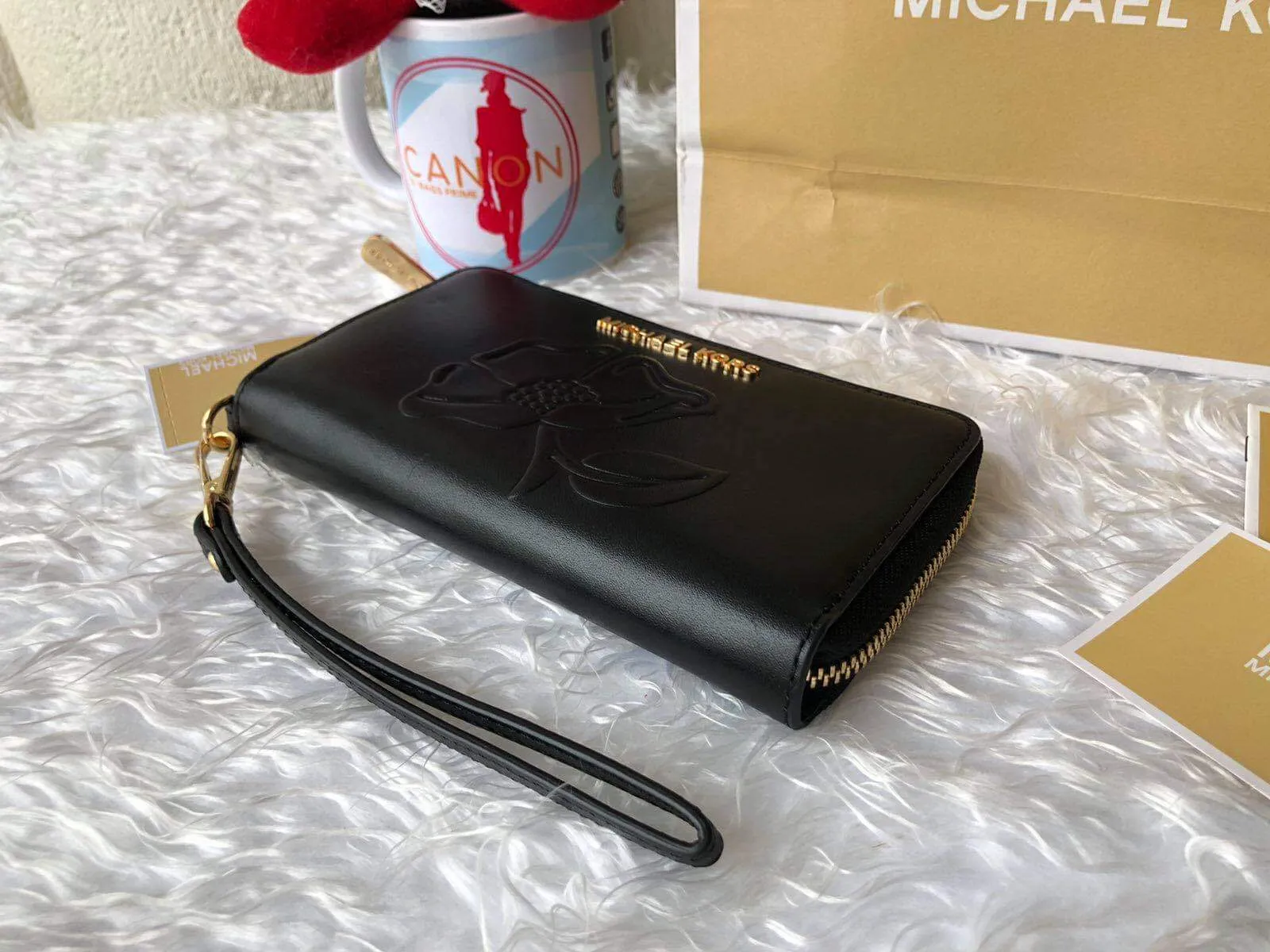 Nouveau Long Zippy Phone Case