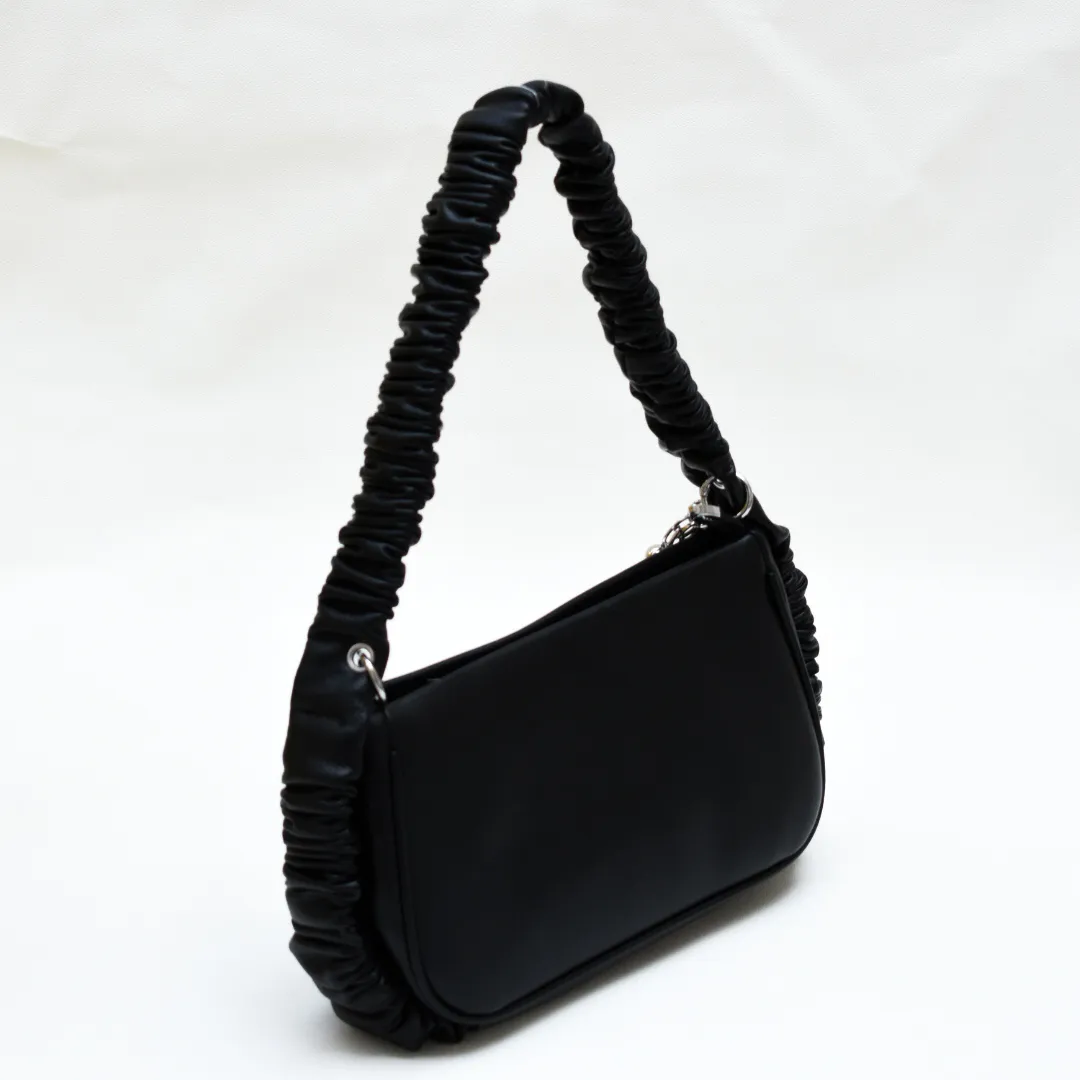 Pearl Chain Shoulder Bag Black