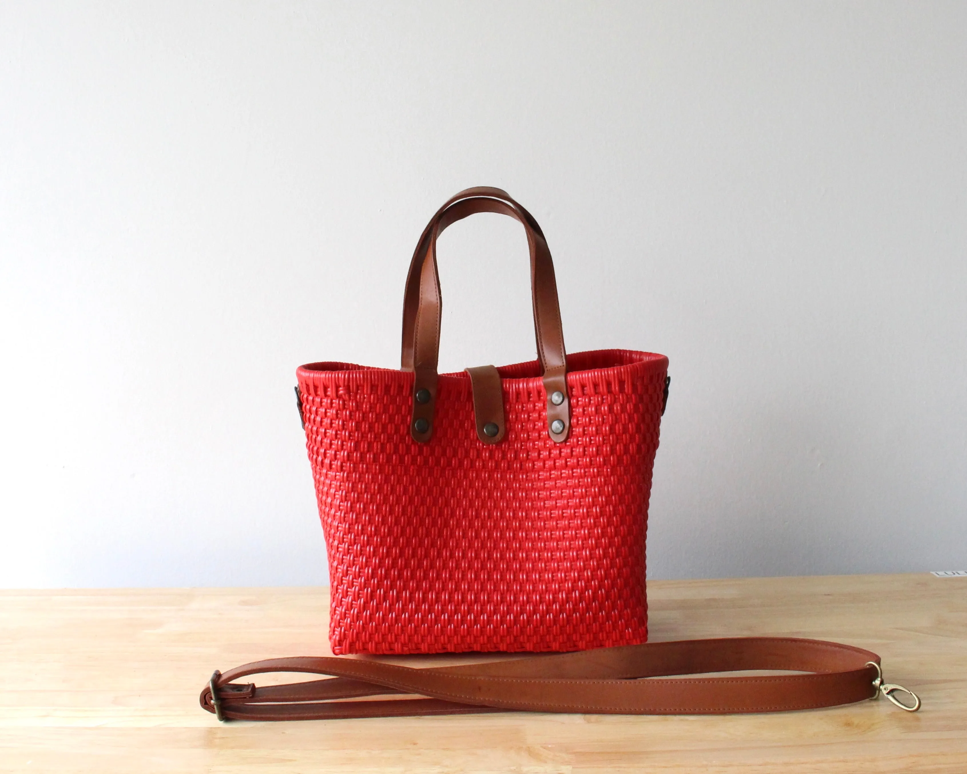 Red Handwoven Purse by MexiMexi