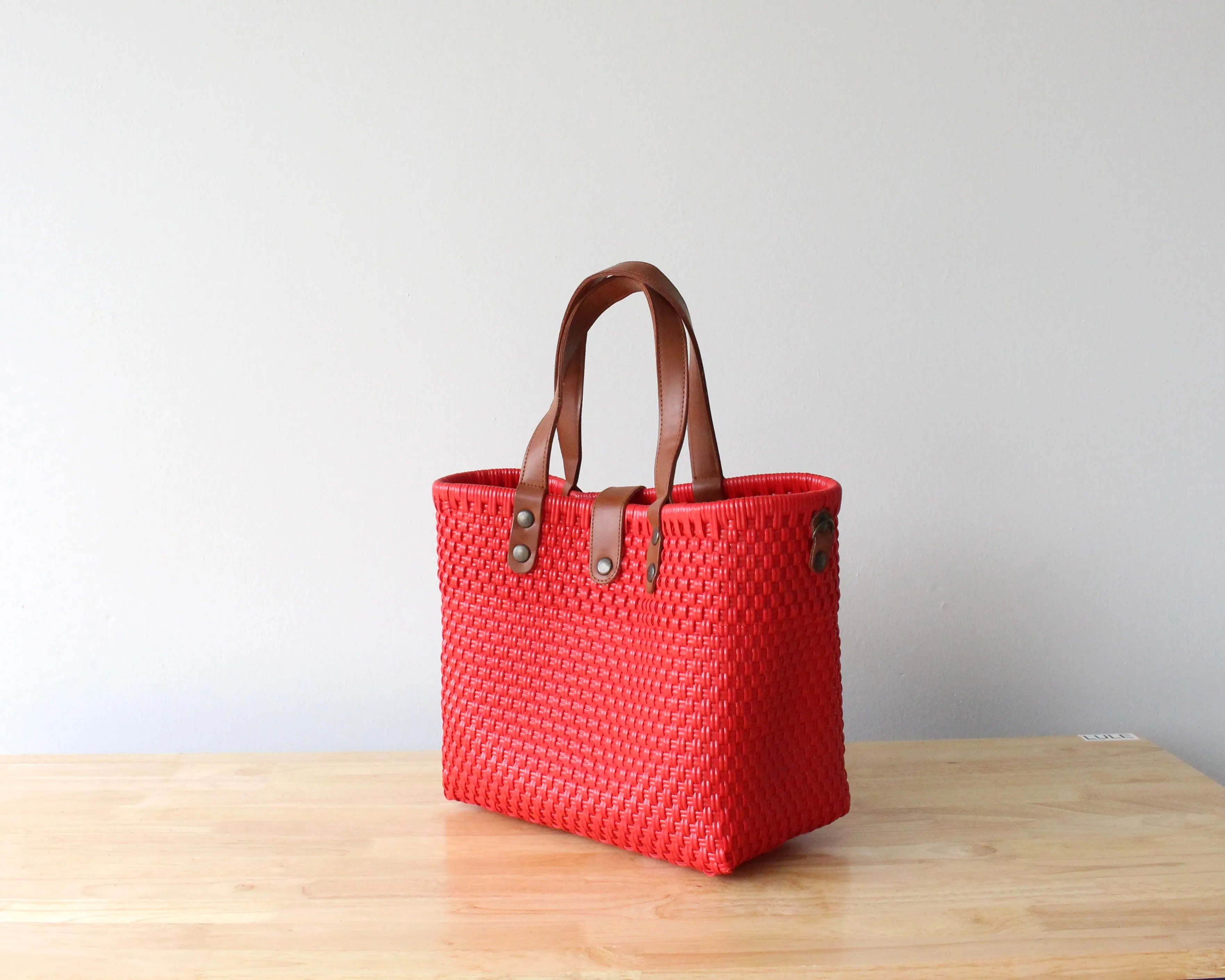Red Handwoven Purse by MexiMexi