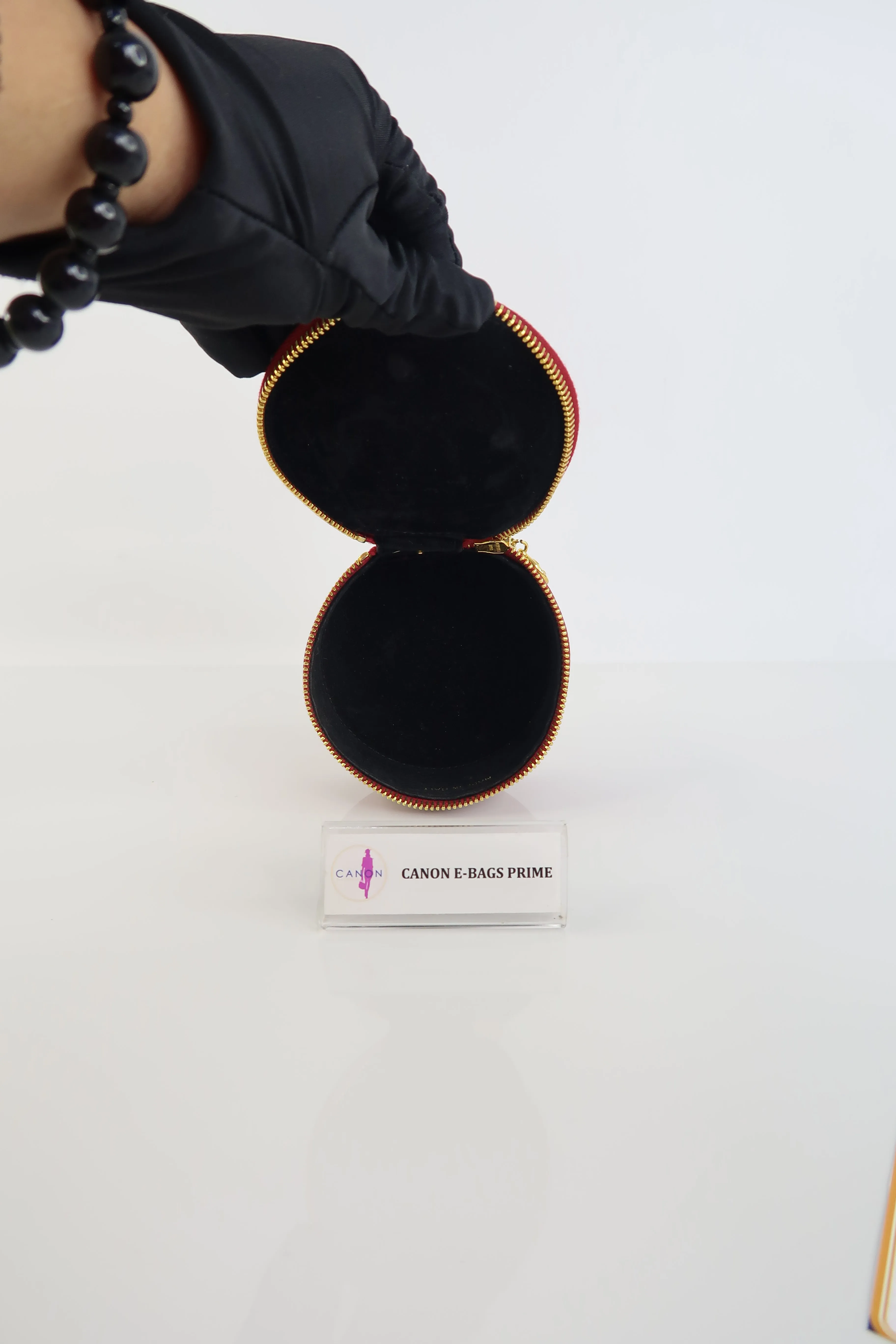 Round Jewelry Case